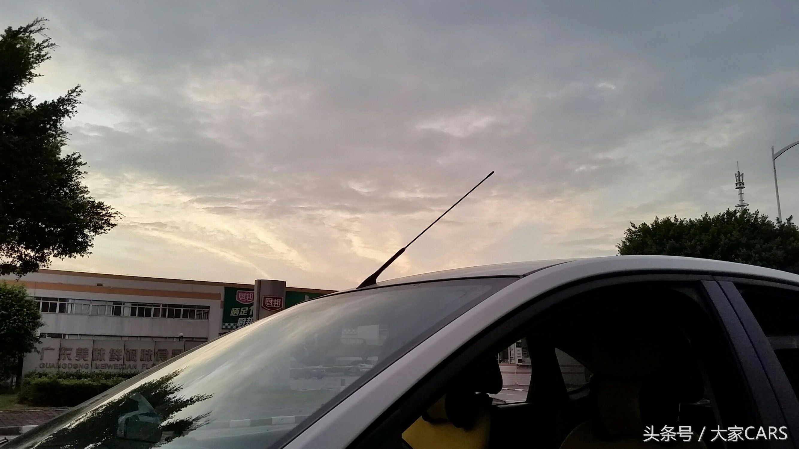 想买福克斯两厢车,2015款福克斯1.6手动优缺点