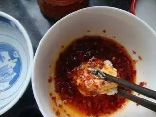 吃腐乳健康不？我们一起揭开腐乳背后的神奇功效