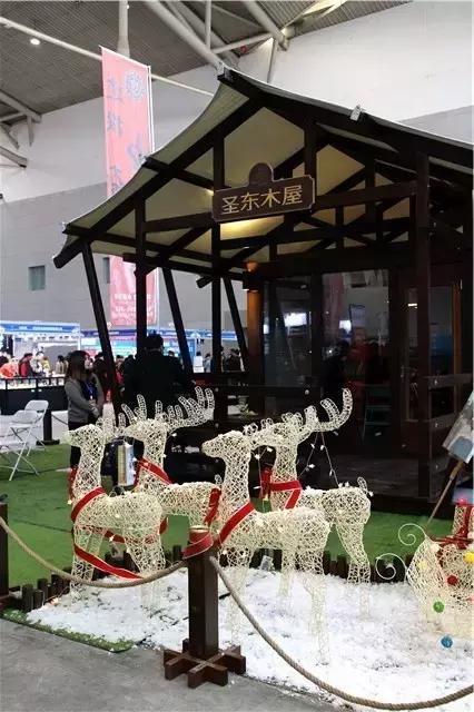 明天别睡懒觉和乌鲁木齐晚报君一起逛且逛且冬博会去