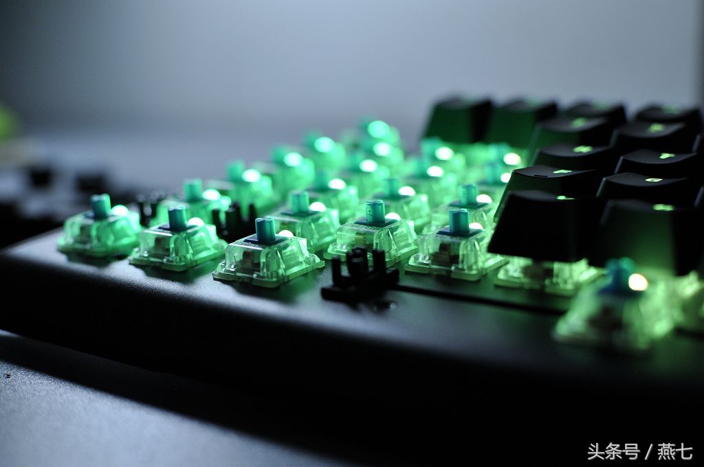 璧涚澘apexm600鐏厜璁剧疆,璧涚澘apexm600鑳屽厜