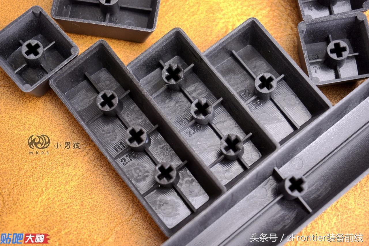 硬糖机械键盘classic评测,雷迦机械键盘评测