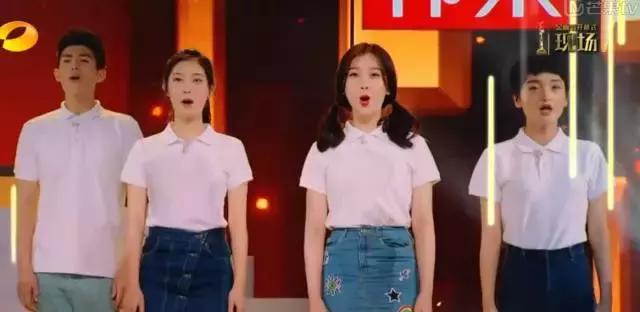 90后新星扮记者采访胡歌赵丽颖,采访胡歌谈到赵丽颖