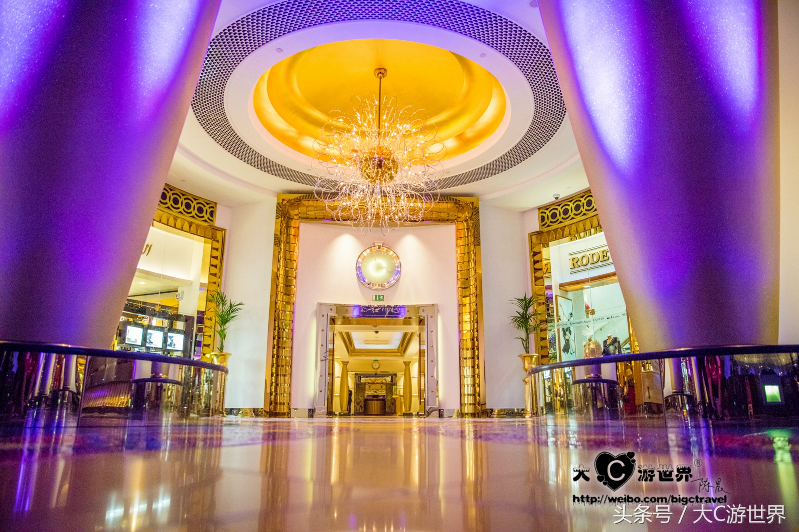 旅游的中国夫妻住迪拜帆船酒店,住迪拜帆船酒店攻略