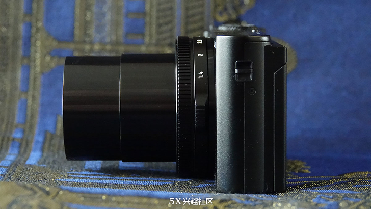 索尼黑卡4和松下lx10,松下lx10有没有长焦