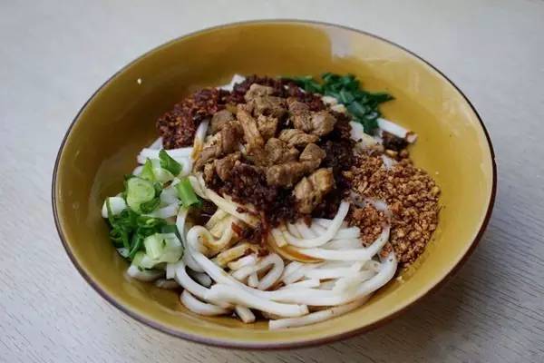 云南美食小吃排行榜10强,中国舌尖上的美食云南小吃