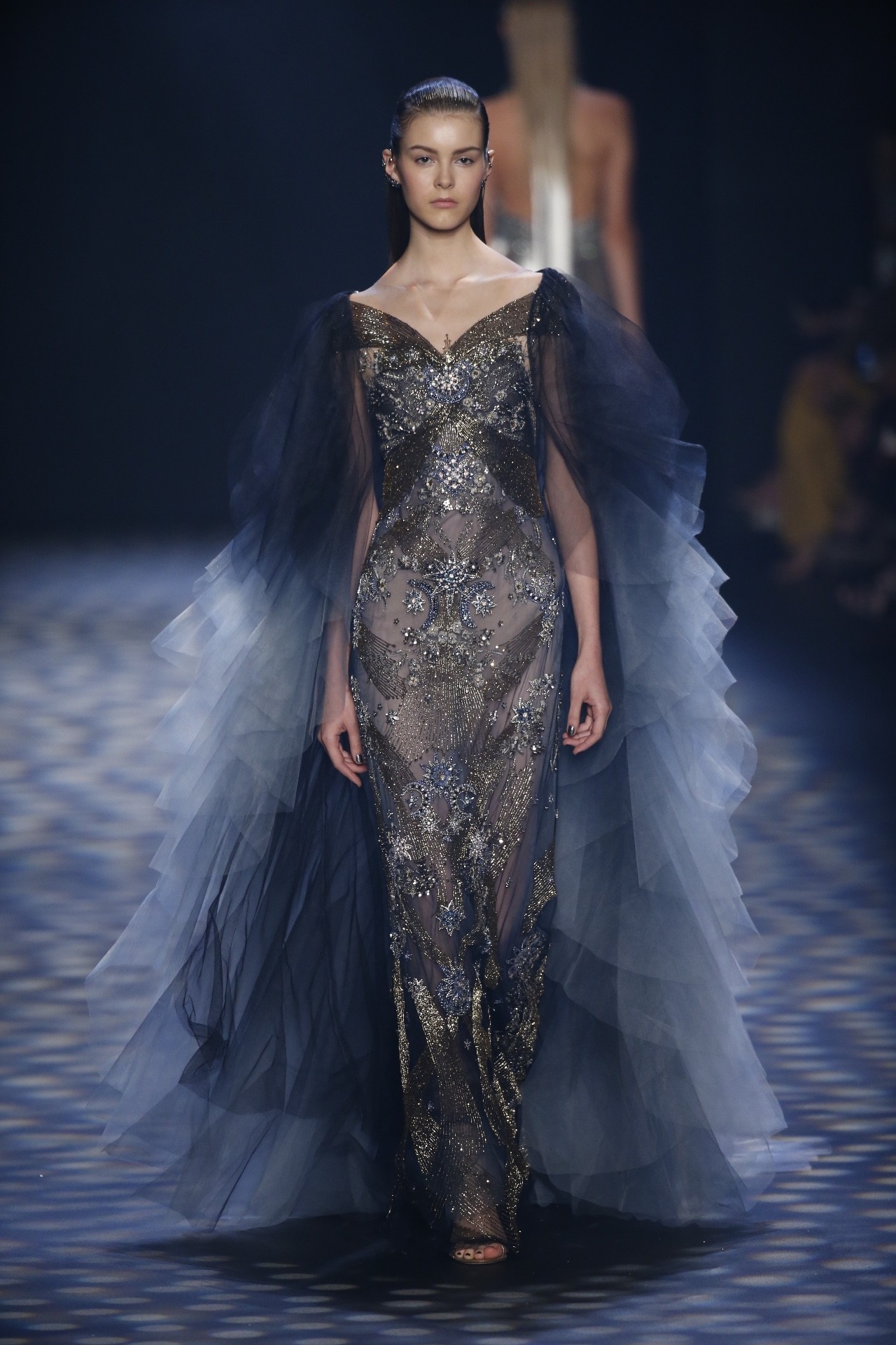 OMG｜单身汪慎入！这样的黑纱弄得我心里好痒痒！