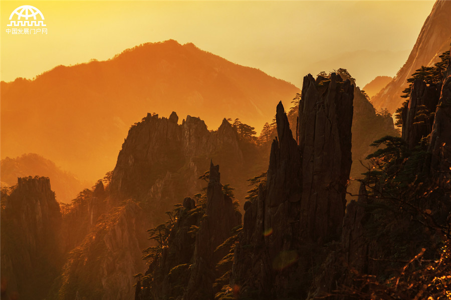 黄山天空之镜美景,放飞心情拥抱大自然黄山风景区