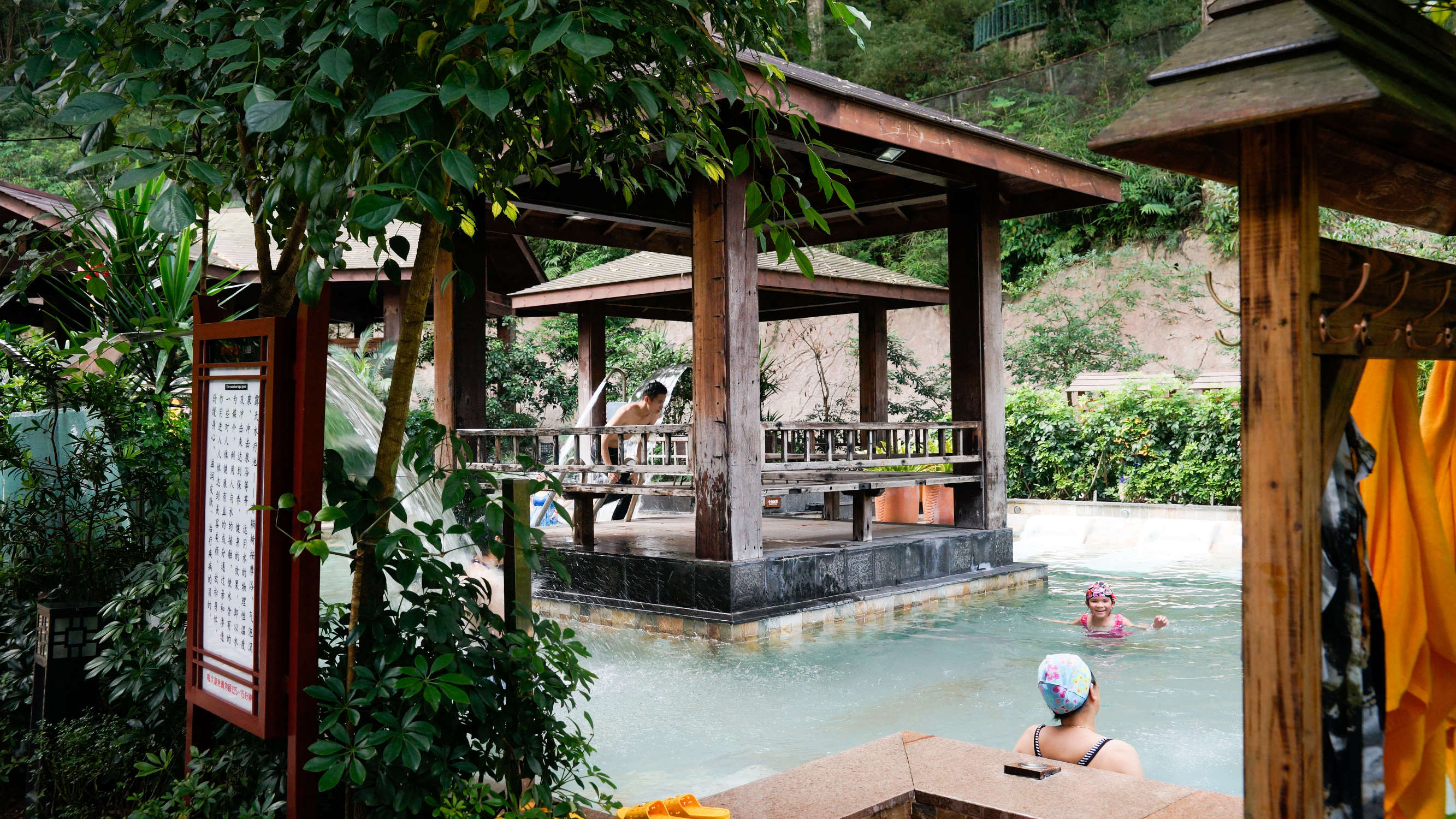 广东韶关经律论文化小镇,广东省经律论文化有限公司