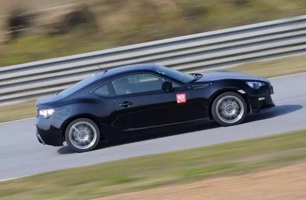 修复斯巴鲁brz,斯巴鲁brz改装泄压阀