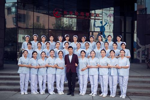 “孕妈当网红”！月禾宫母婴中心助力中国母婴服务发展