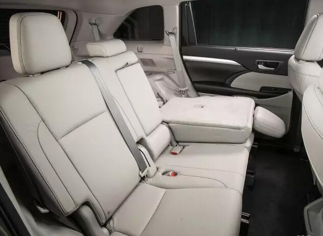 7座汉兰达2023款最新款,2022款汉兰达7座入门款