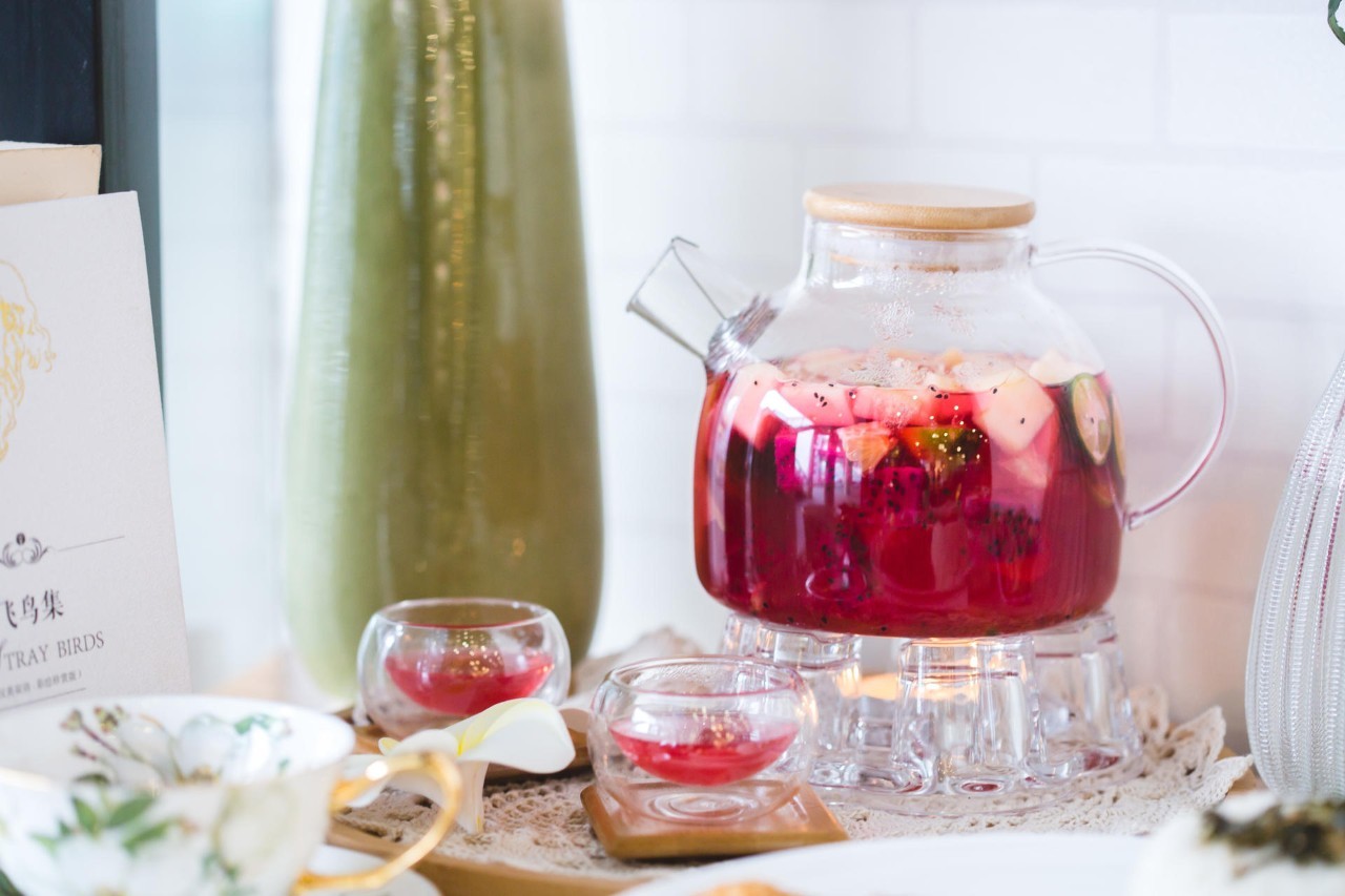 闺蜜聚会去哪好?来「GUMIHO」几个女孩把饰品店开在咖啡馆