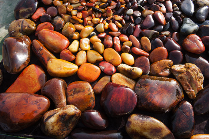 当心!你天价买来的可能只是一块石头