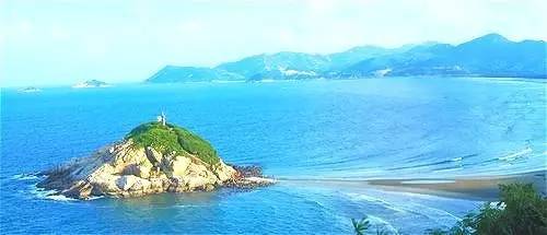 情侣每年都去一个地方拍照,情侣旅行同一个地方拍照