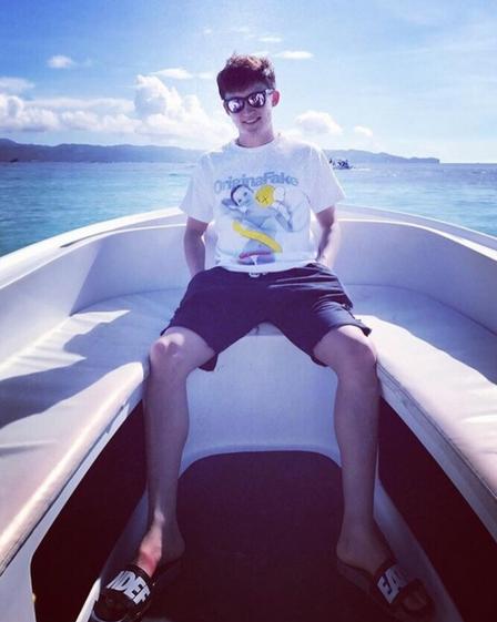 灞变笢椴佽兘澶栨彺闃挎礇,鐜嬪饯椴佽兘棣栫