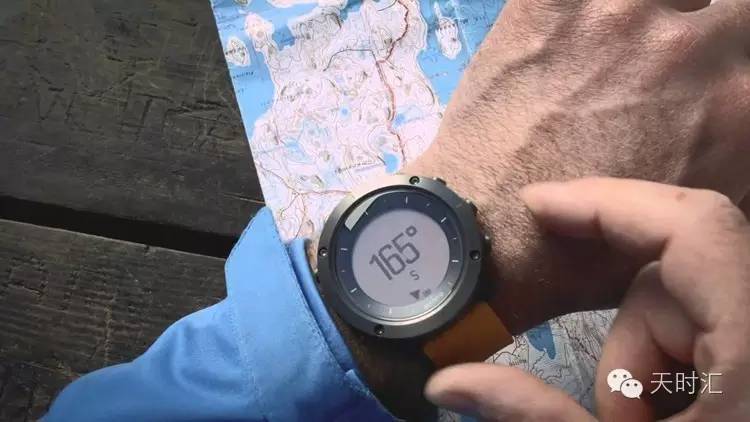 詹姆斯邦德戴的什么表,聊聊詹姆斯邦德电影里的腕表