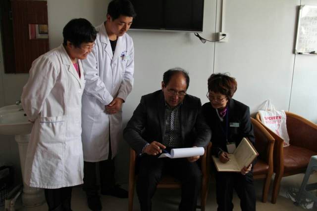 愿将此心换彼心——记我院肾病科王培真主任