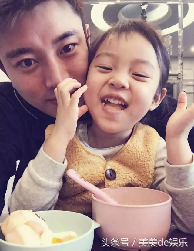 “综艺一姐”是王源的头号粉丝！爸妈都是娱乐圈一线大咖背景雄厚