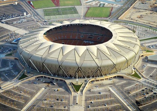 欧洲十大豪门球场排名,欧洲足球8大豪门俱乐部