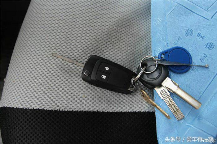 赛欧瑞纳怎么选,瑞纳赛欧手动挡哪个好