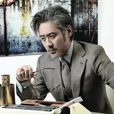 27岁什么都没有经历过,谁没有过十九二十岁的样子