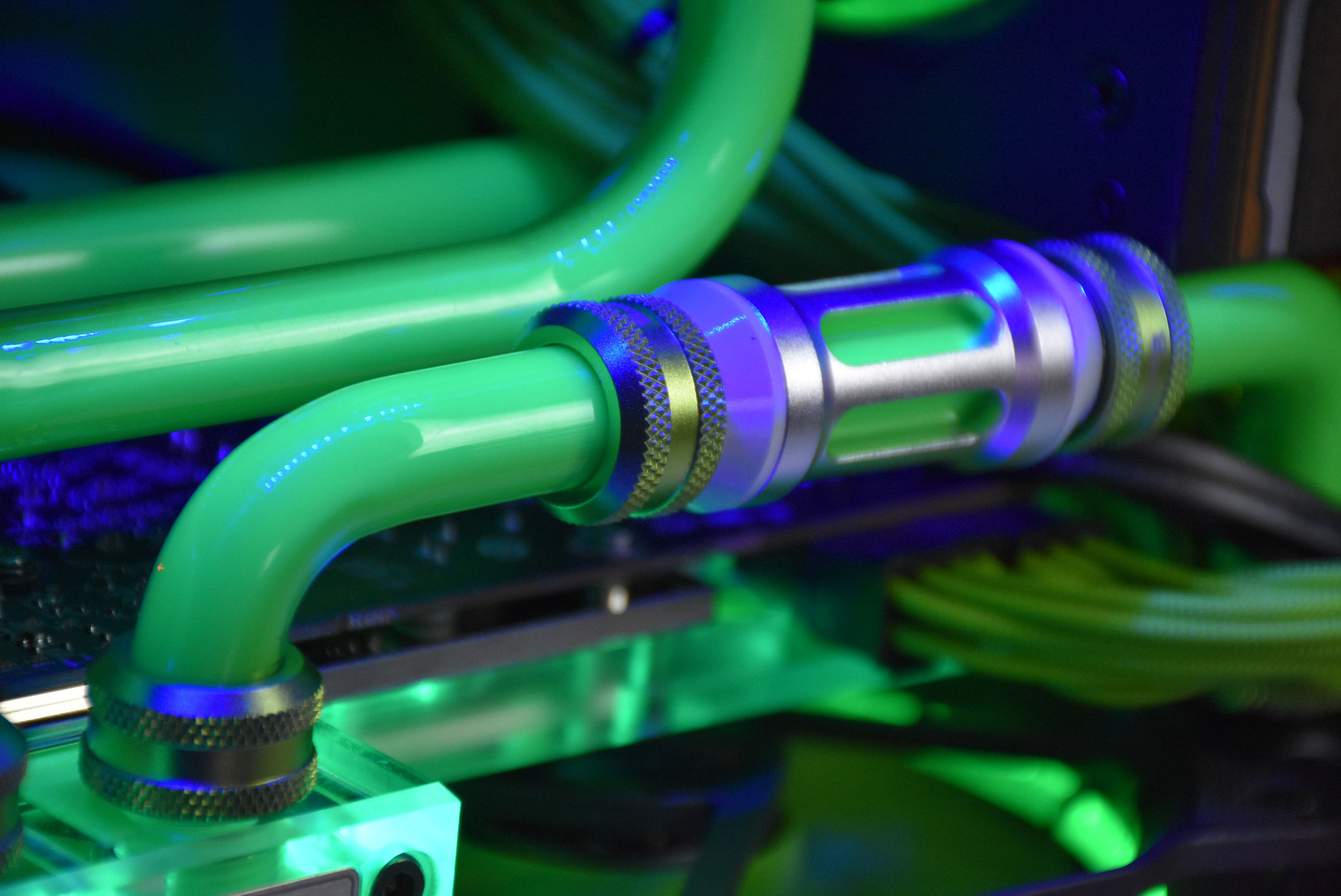 电脑水冷散热系统的魔力BRO兄弟走上了一条不归路