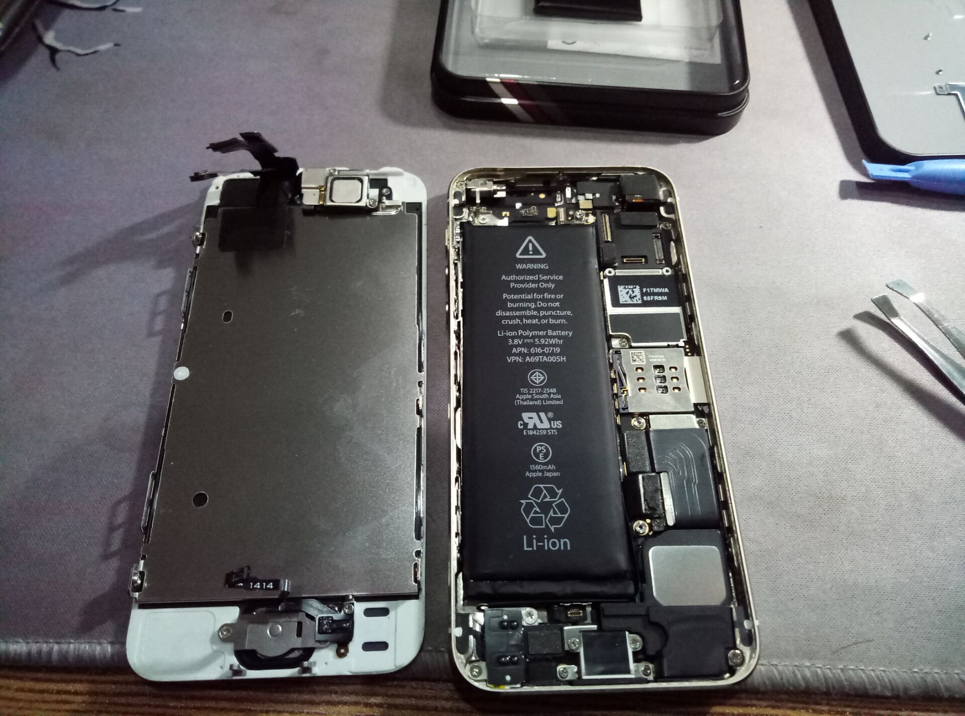 iPhone5s换电池教程,iphone5s更换电池教程