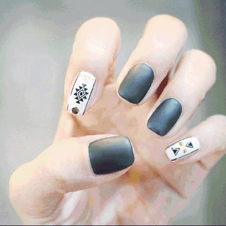 手不好看买什么颜色指甲油,什么牌子指甲亮油最好