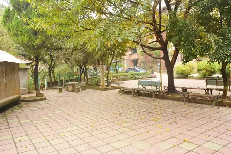 Hello!眉山车辆厂!只有东北人能看懂!