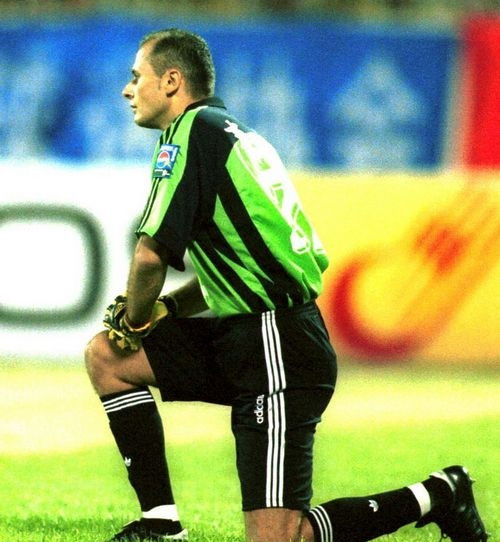 鲁能三冠王门将,鲁能球员被足协禁赛