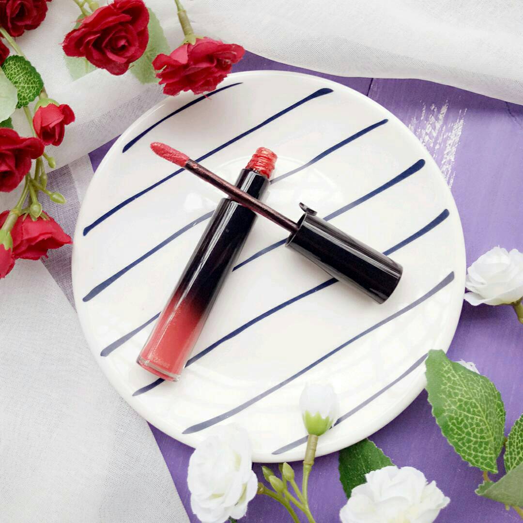 卡姿兰轻吻唇釉mini热卖色v233,阿玛尼唇釉推荐必买色号415和206