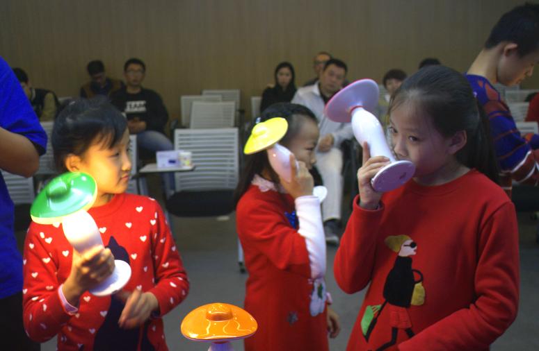 虫虫派智能语音灯，让小朋友也有科技感