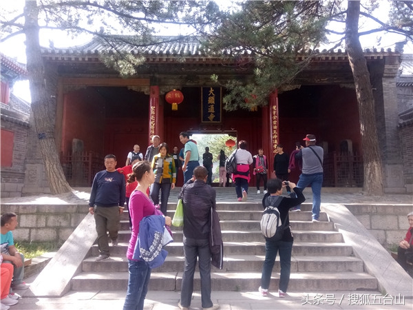 五台山必去五大寺庙,五台山旅游必去的五大寺庙