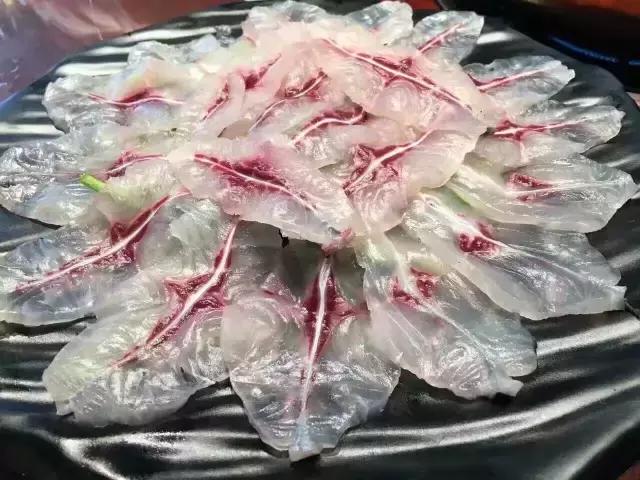 闇插彴澶氳倝鑺卞洯椁愬巺,澶氳倝妞嶇墿椁愬惂