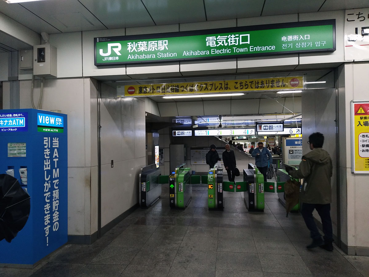 王老湿西安,王老湿直播玩的什么游戏