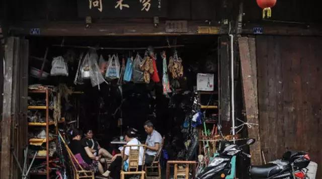 成都周末耍一耍视频,成都周边古镇一日游2022春节