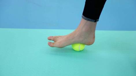 足底筋膜炎康复训练,脚筋膜炎运动康复训练