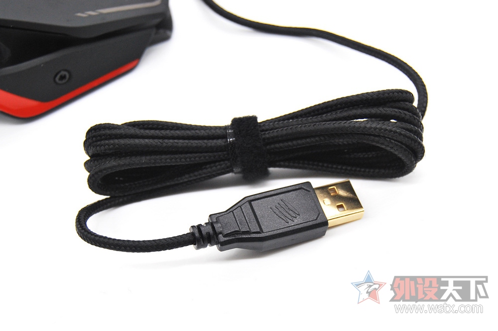 「烧友评测」理工男的玩具——美加狮MadCatzR.A.T.8鼠标评测