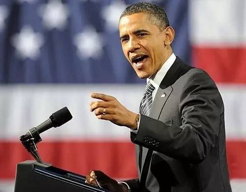 一张让人心碎的照片后的感人故事，丹麦女子被评为感动全球年度人物