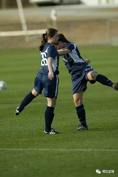 10岁左右足球训练热身方法,10岁孩子个人足球训练方法