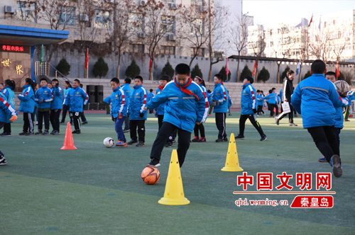 闃冲厜浣撹偛蹇箰瓒崇悆,绉︾殗宀涢槼鍏変綋鑲查