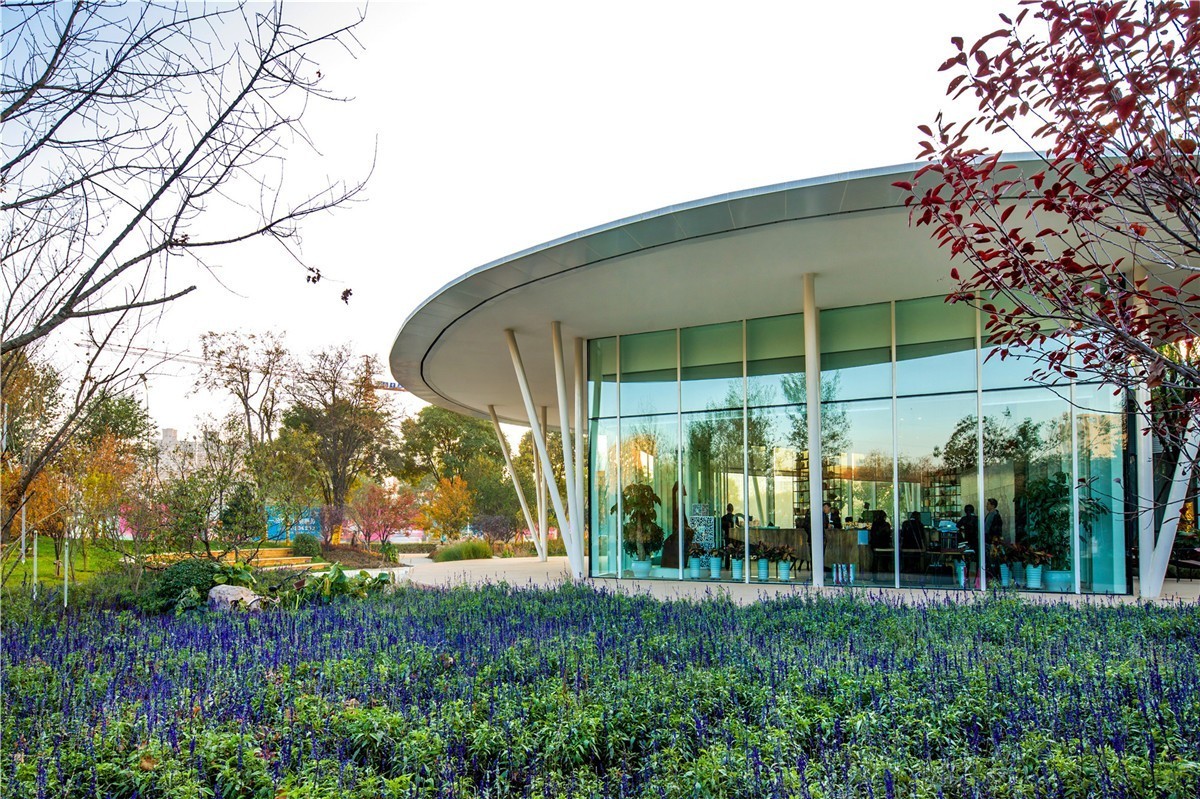 这栋房子没有墙，却带来了最具冲击力的空间体验「设易网1333期」