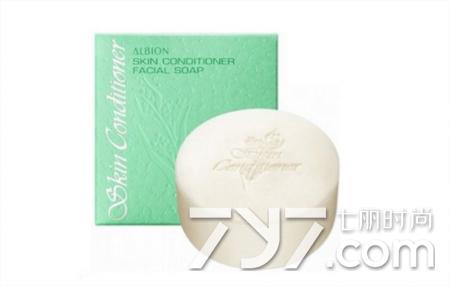 日本奥尔滨的护肤品价格怎样,奥尔滨护肤品适合哪个年龄段