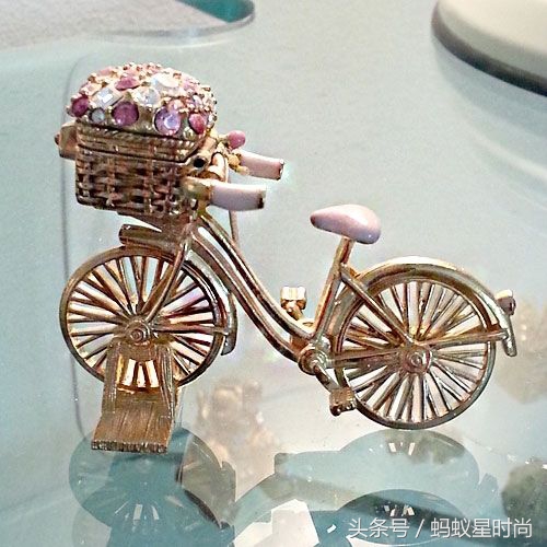 固体香膏冬天怎么用,冬季适合什么香膏