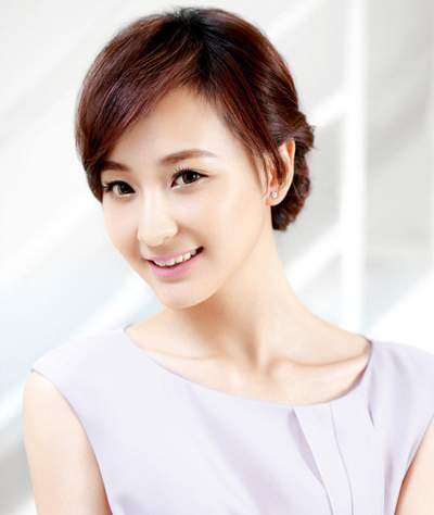 国字脸怎么扎头发有气质图,大方脸国字脸的发型扎法