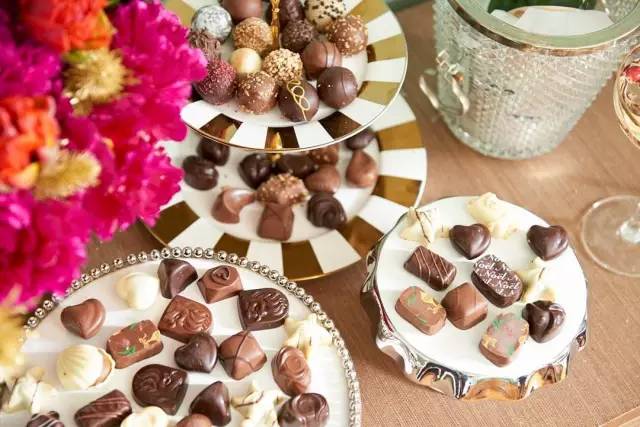 不好意思，皇室贵族吃的巧克力我也吃的起！