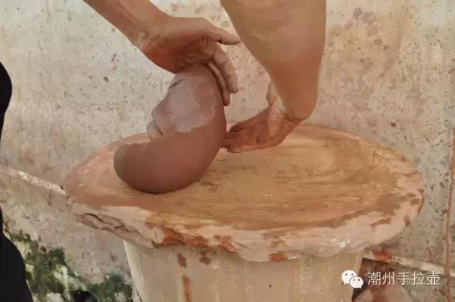 潮州朱泥手拉壶和宜兴朱泥对比,潮州蛋壳手拉壶泥料