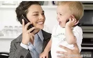 小朋友平时怎么玩打电话游戏,打电话的游戏怎么玩