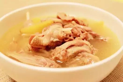 精选名中医养生药膳汤品，9个系列200多种汤方