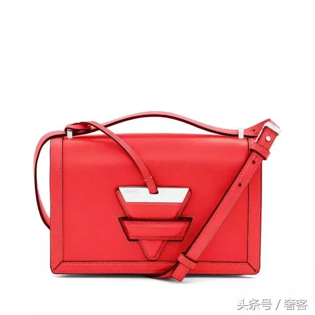 没有不爱包包的女生，尤其是红包，各位男票们不要装作没看见